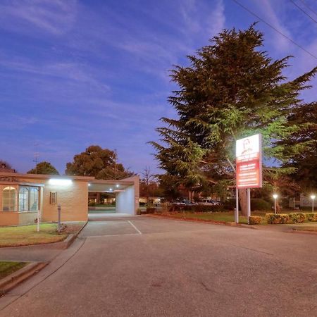 Hamilton Hume Motor Inn Yass Extérieur photo