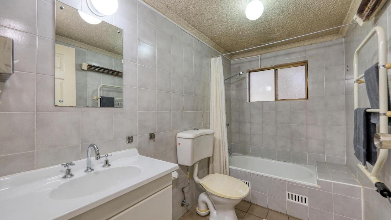 Hamilton Hume Motor Inn Yass Extérieur photo